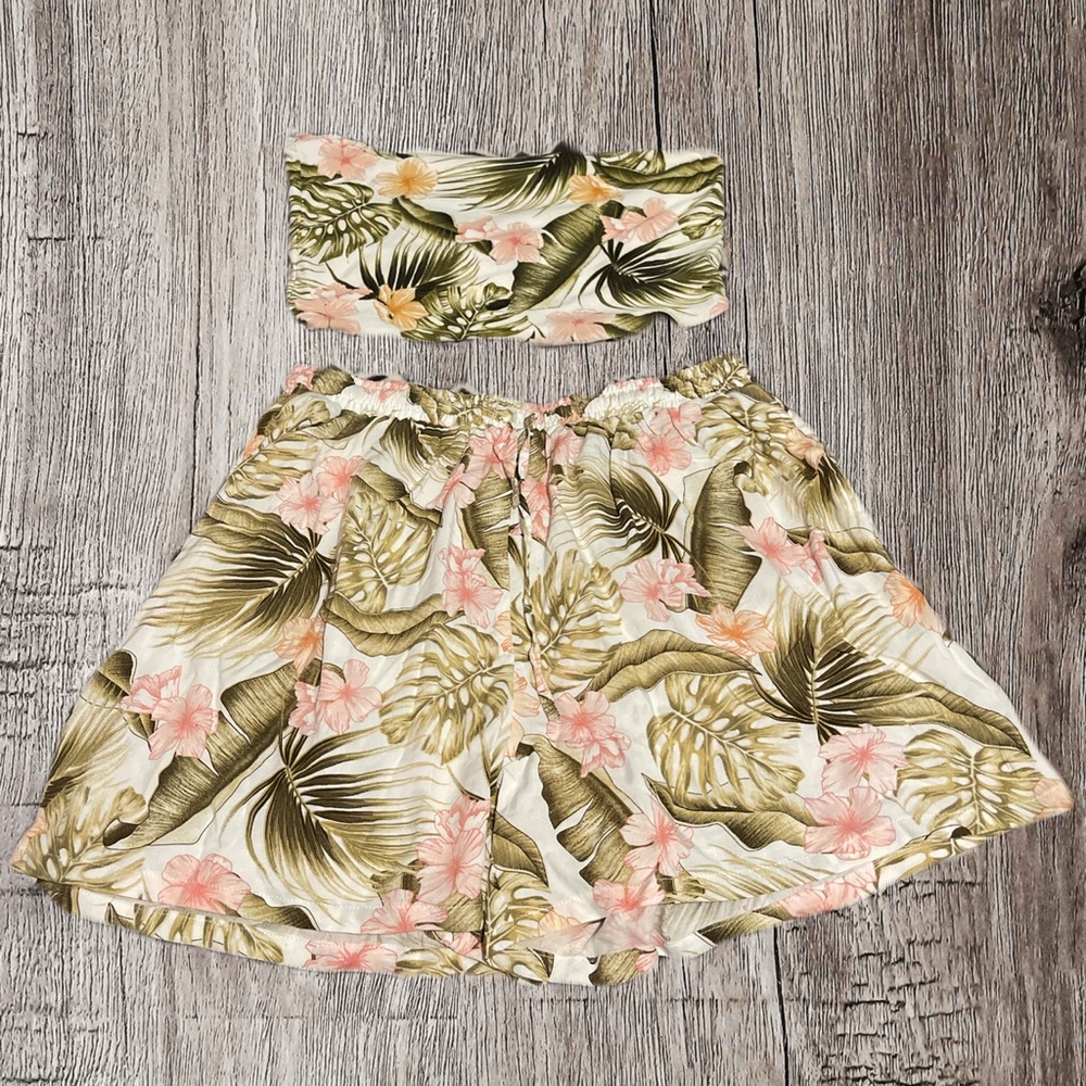 Ardene shorts and crop top